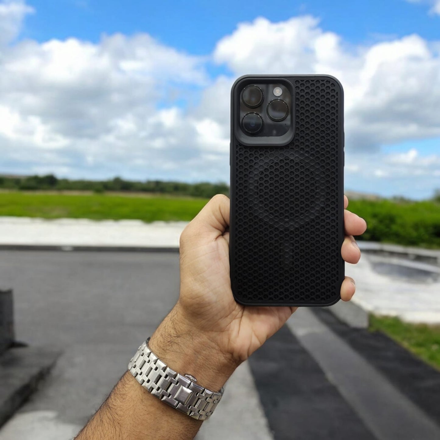 Matt Cooling Magnetic Case For IPhone Models
